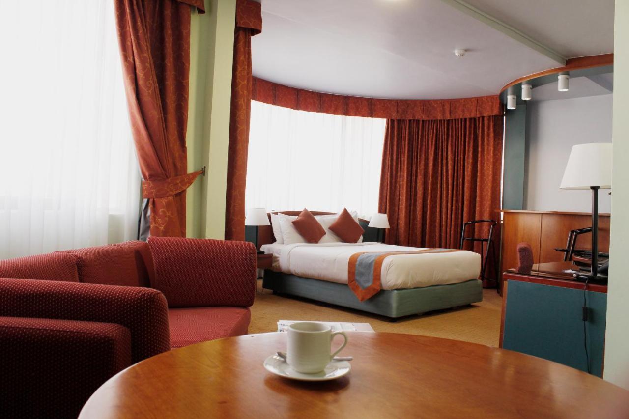Al Diar Dana Hotel Abu Dhabi Eksteriør bilde