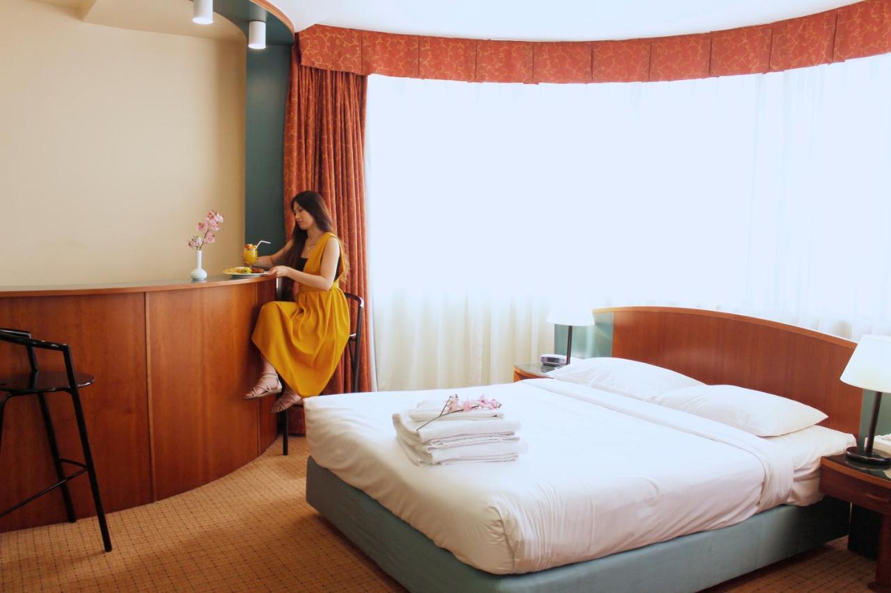 Al Diar Dana Hotel Abu Dhabi Eksteriør bilde